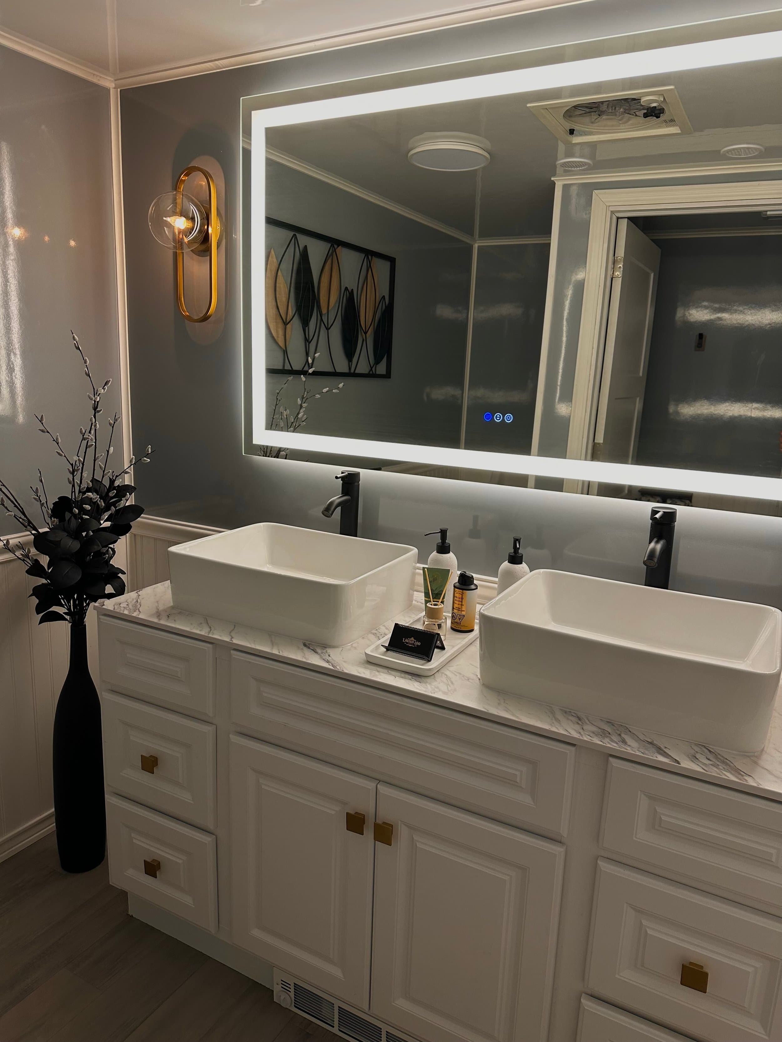 Lavish Loo Rentals photo 15