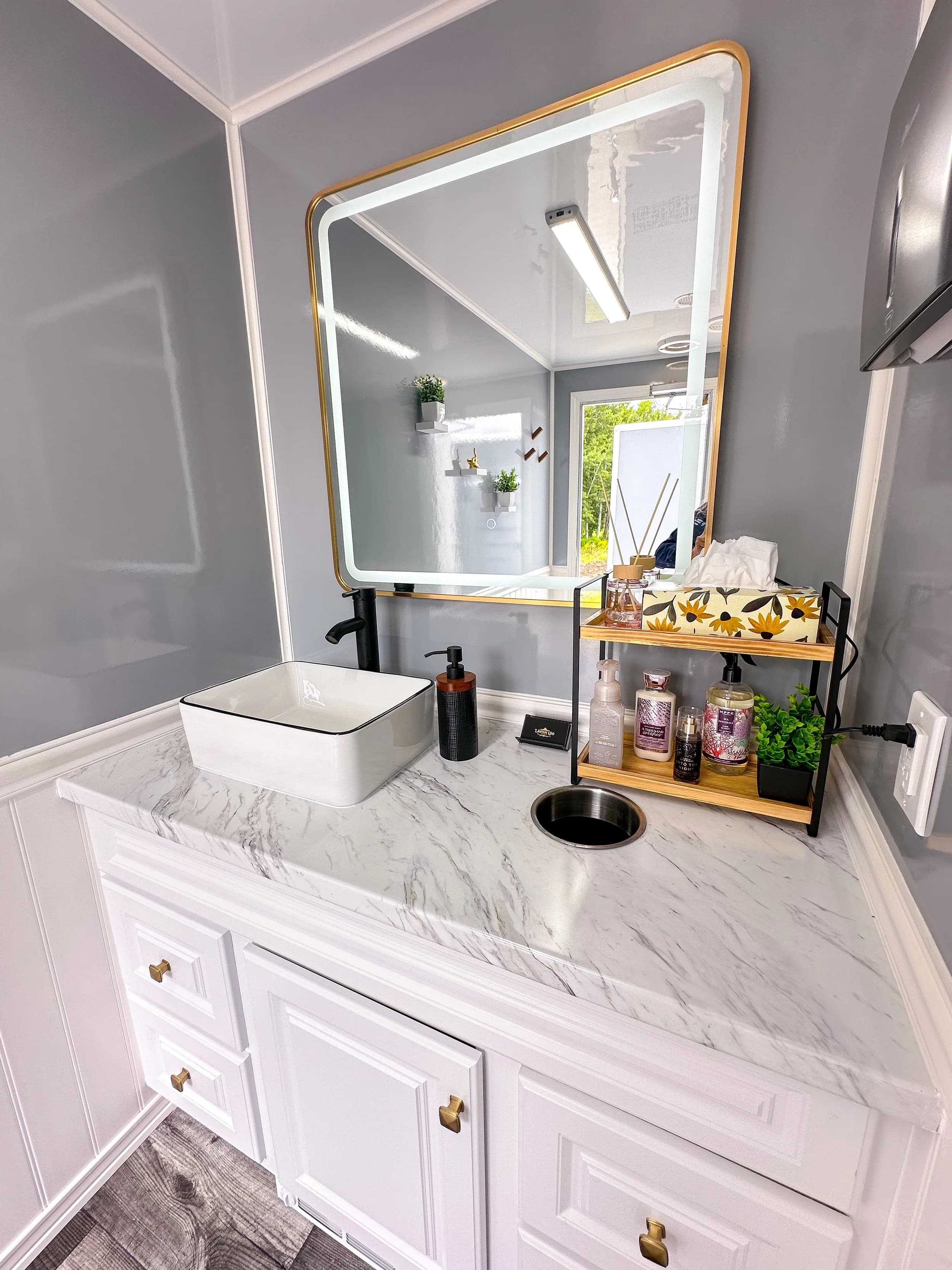 Lavish Loo Rentals photo 2