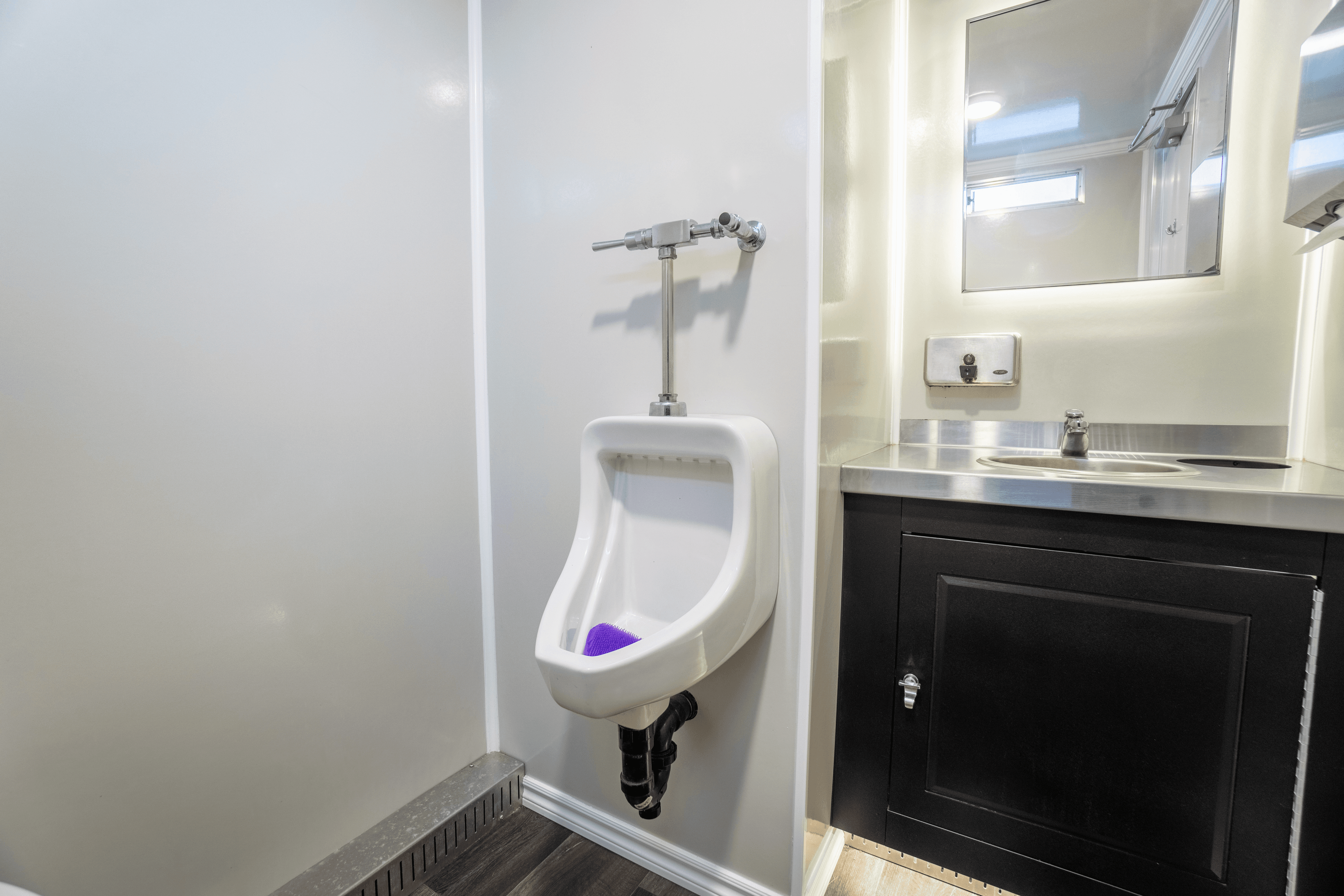 Rolling Rentals photo 4